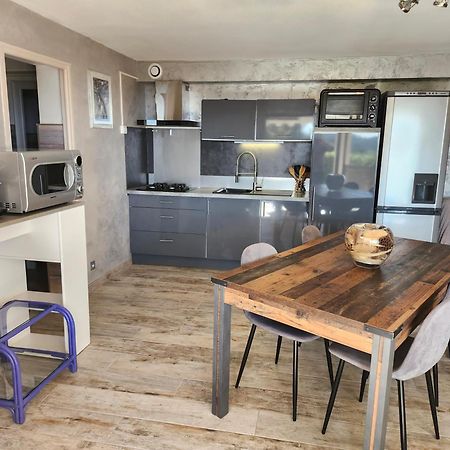 Appartement Rez De Jardin Dans Villa Vue Mer Cavalaire-sur-Mer Extérieur photo